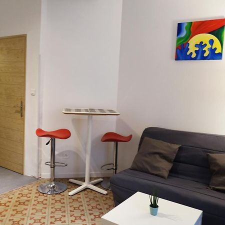 Studio Charmant Intra-Muros Avignon Exterior photo